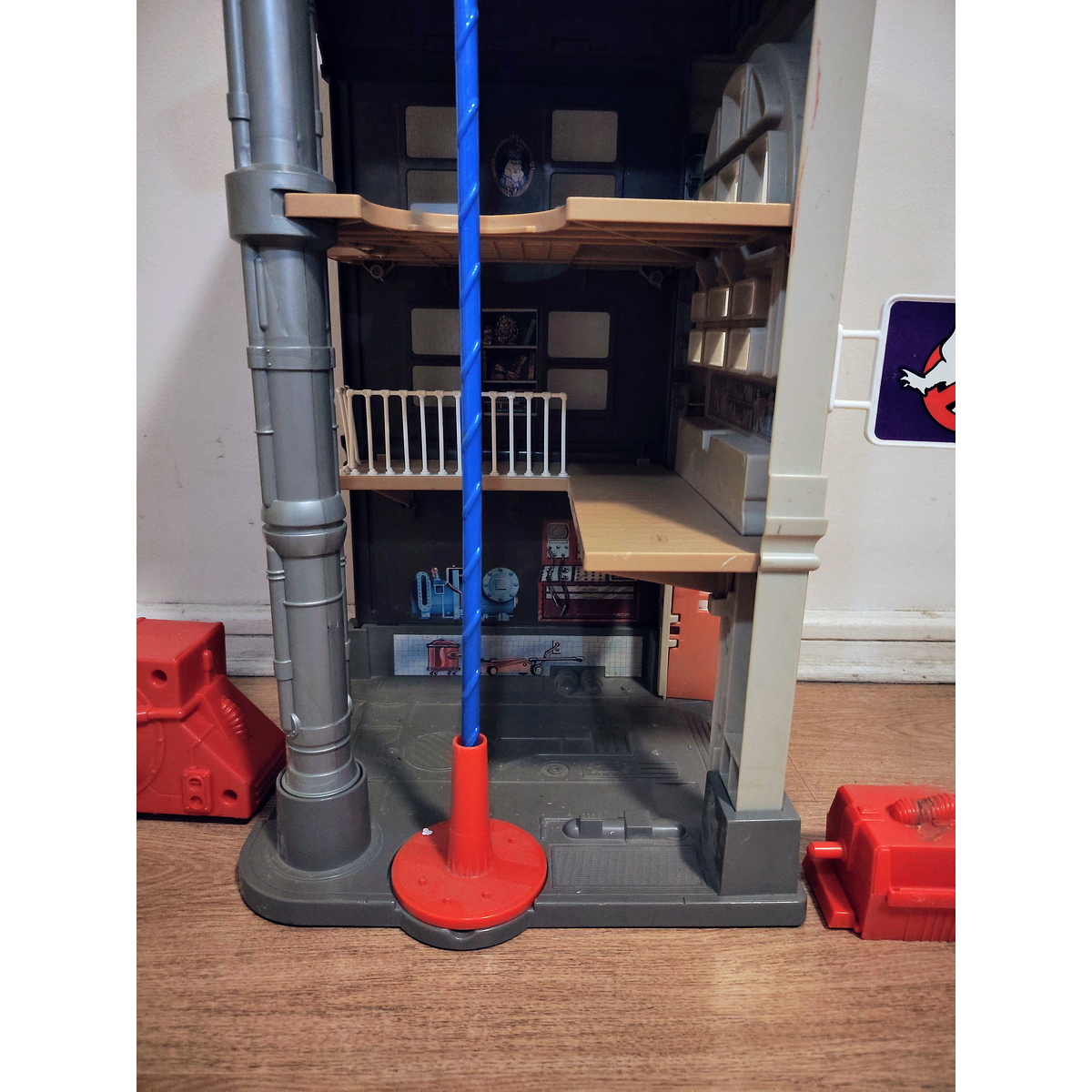 FIRE STATION HEADQUARTERS