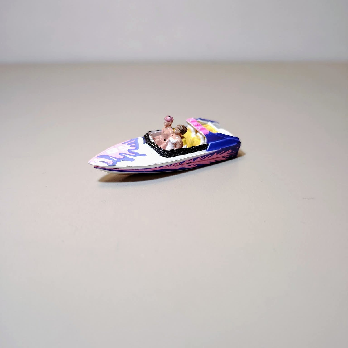 CIGARETTE BOAT MICROMACHINES