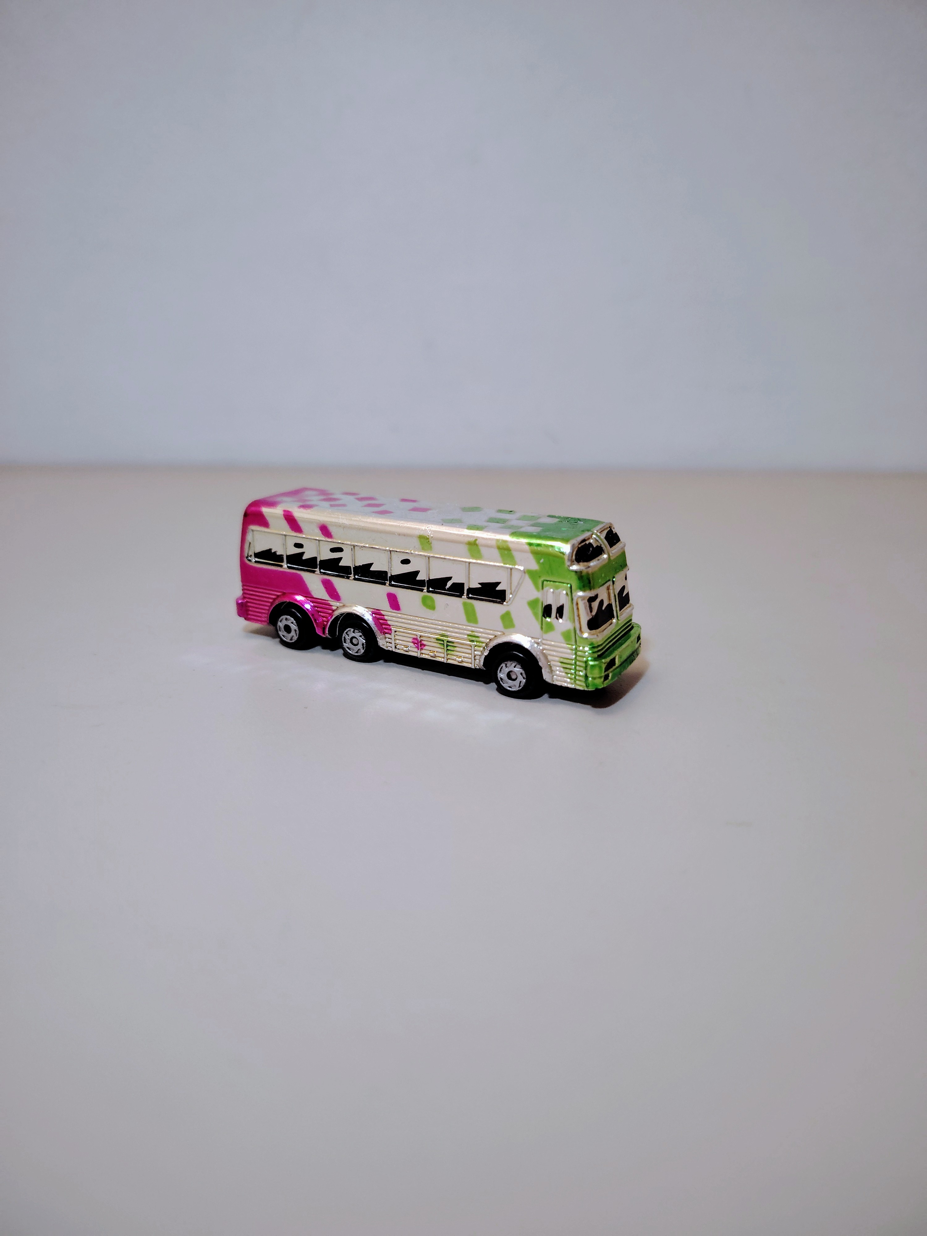 TOURING BUS MICROMACHINES