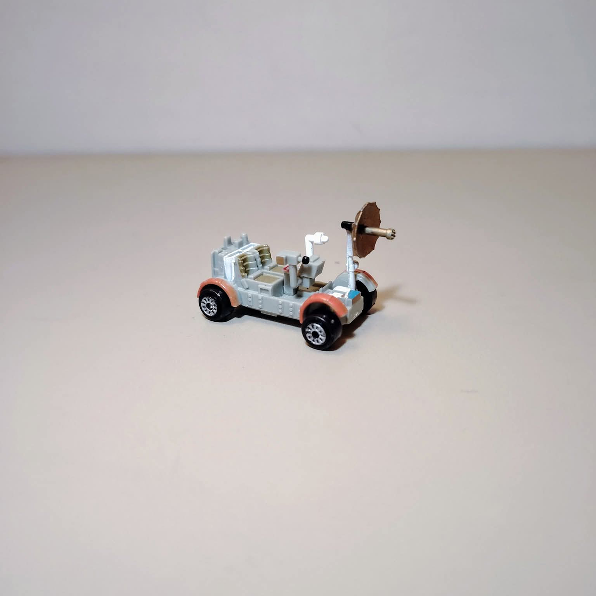 LUNAR ROVER MICROMACHINES