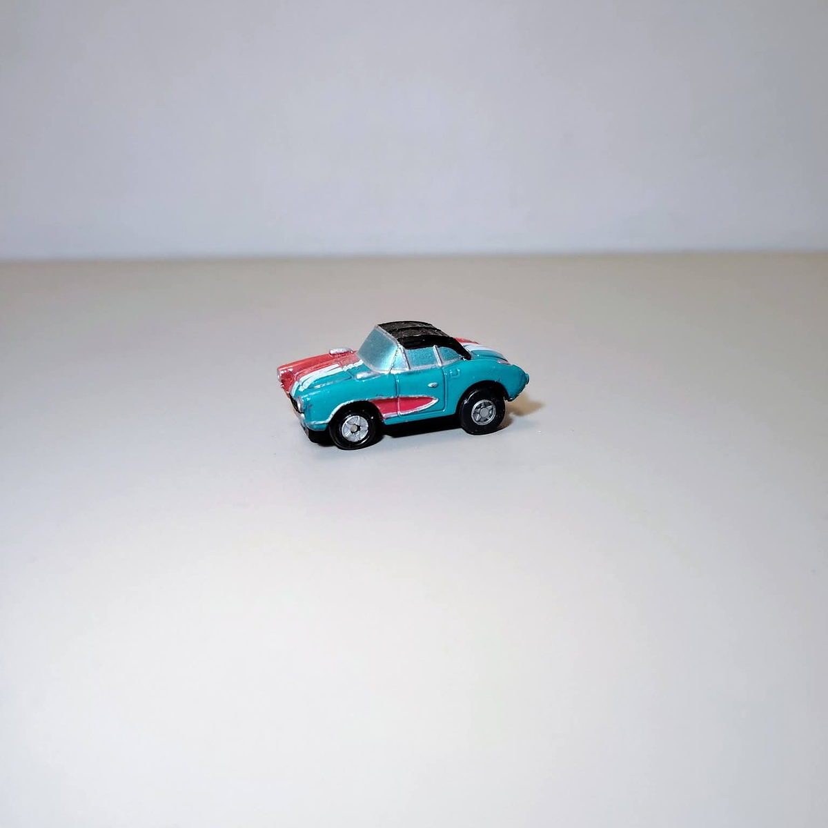 CORVETTE SNAP BACK MICROMACHINES