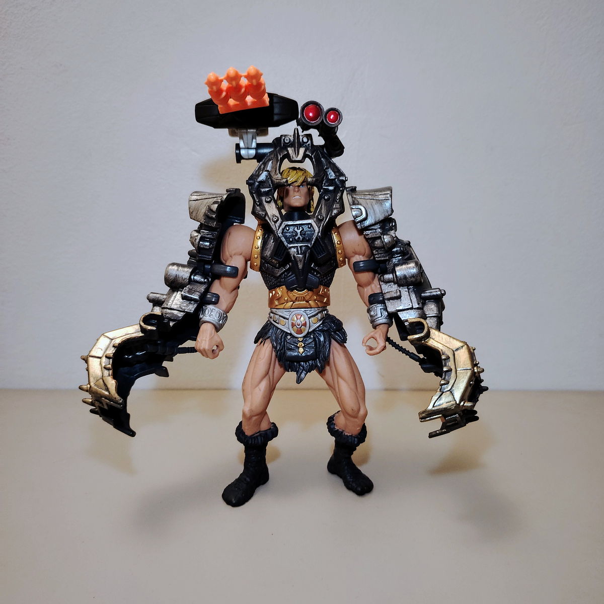 BATTLE ARMOR HE MAN 200X