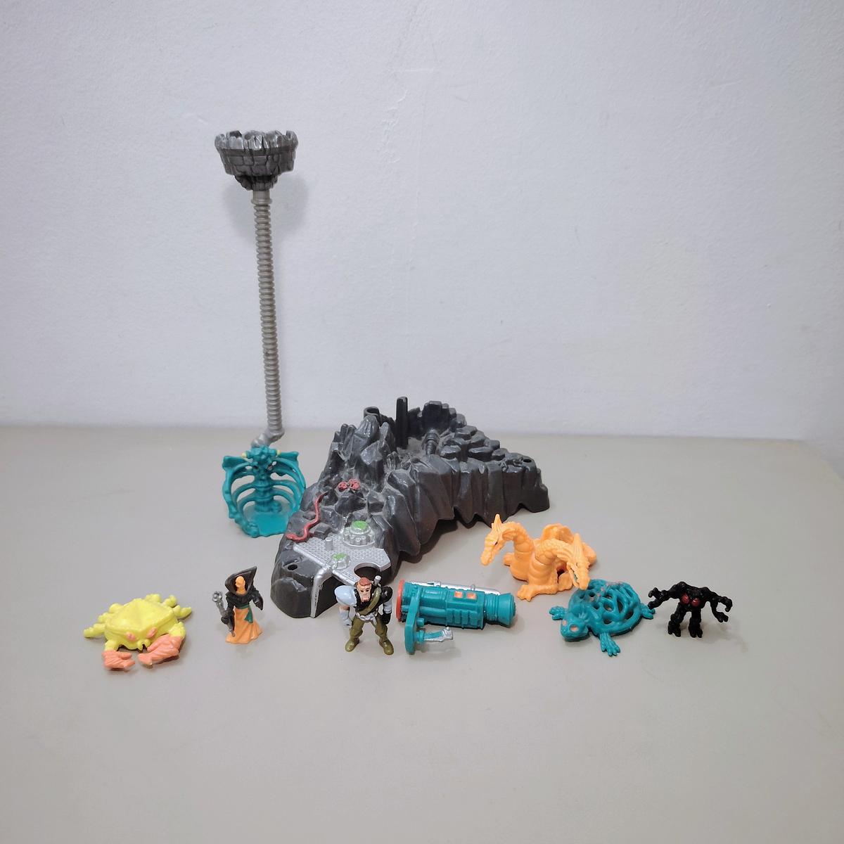  PIEZAS MOUNTAIN SKULL LAVA