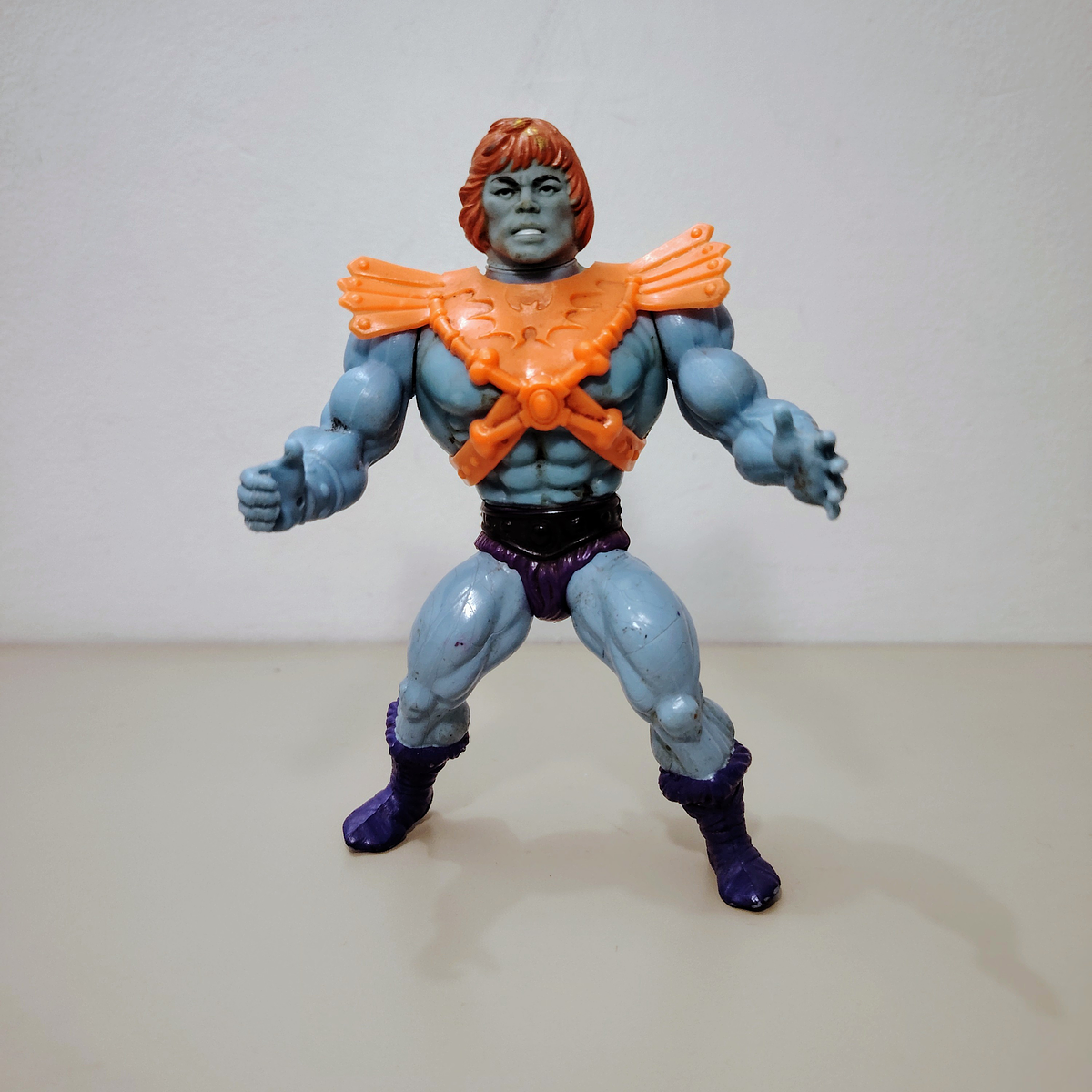 FAKER  PIERNAS SUELTAS 