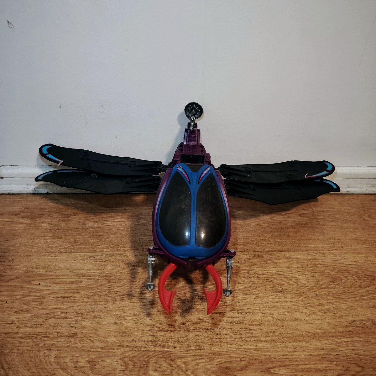 FRIGHT FIGHTERS, FALTA UNA PIEZA