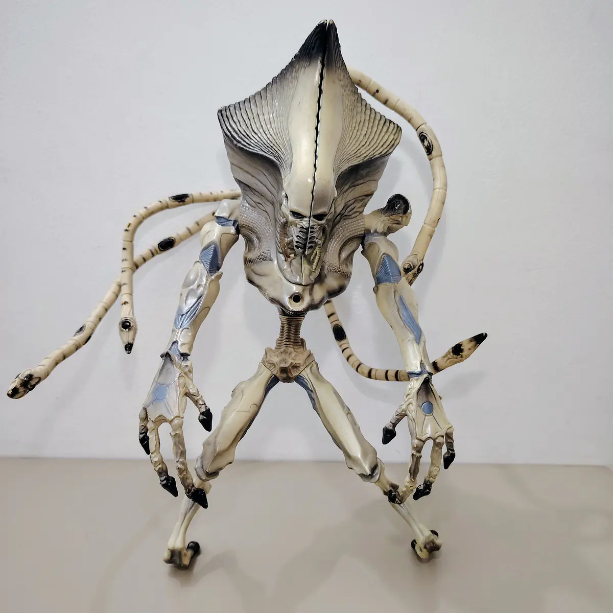 SUPREME COMMANDER INDEPENDENCE DAY GIGANTE