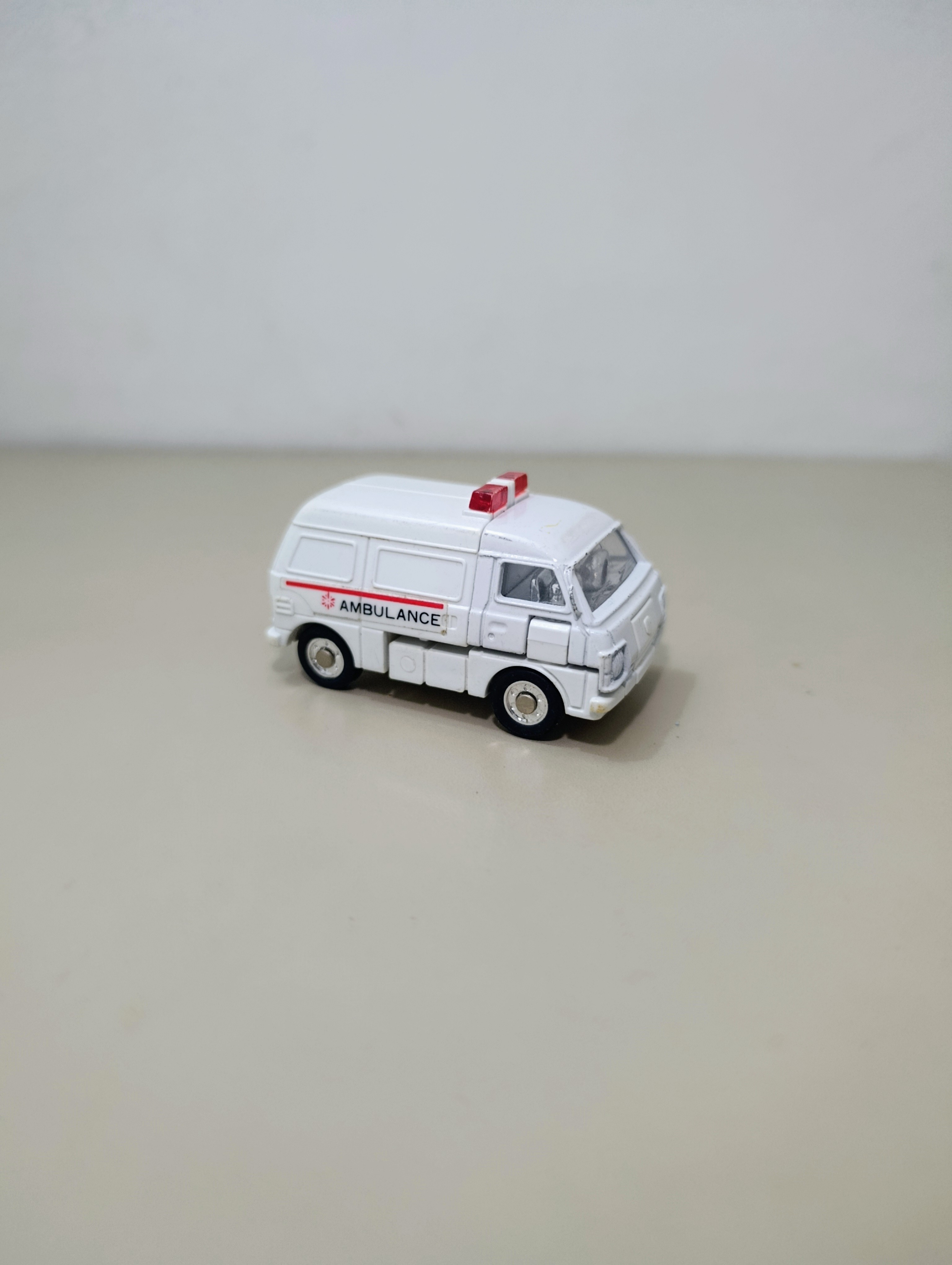 AMBULANCE GOBOTS