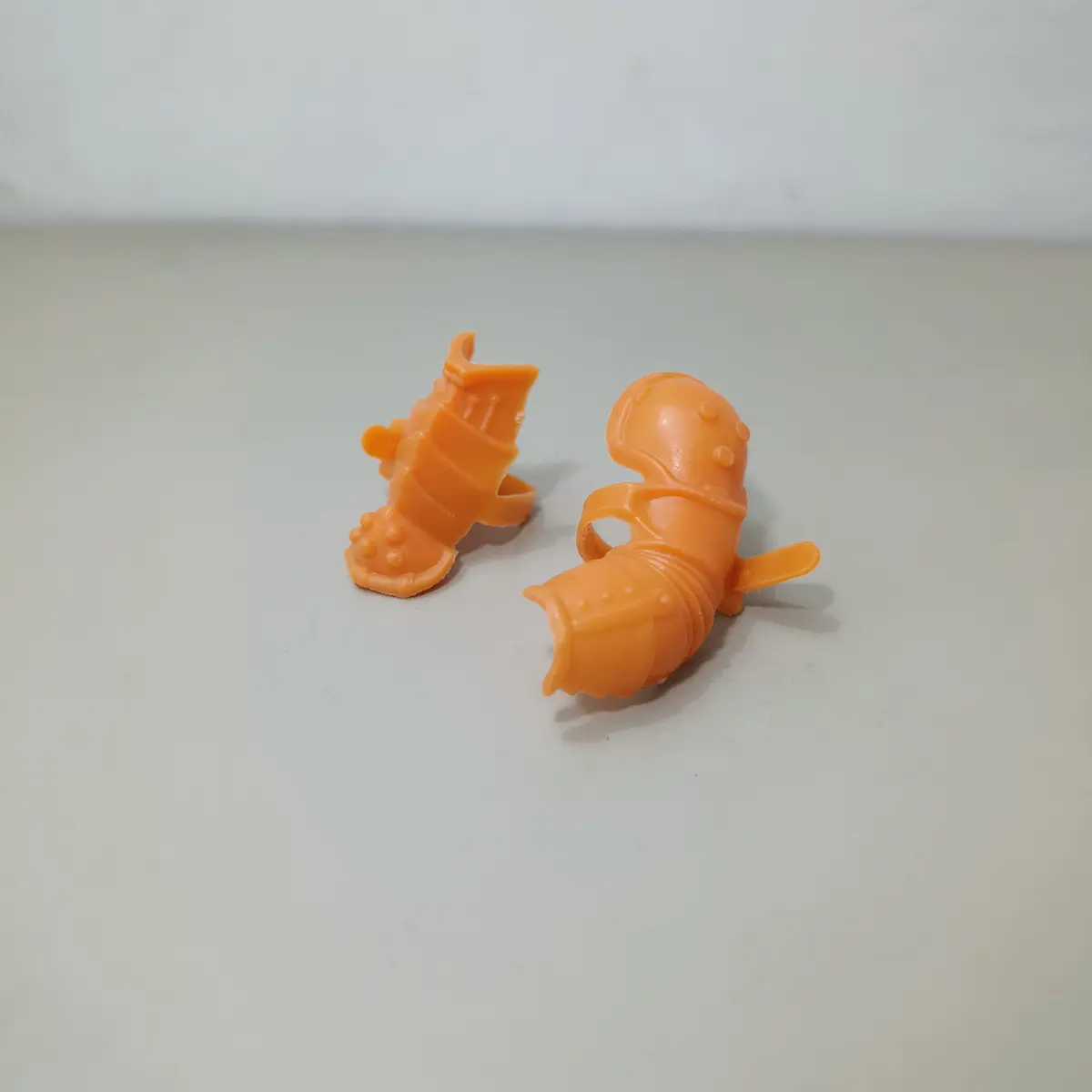 ACCESORIOS MAN AT ARM