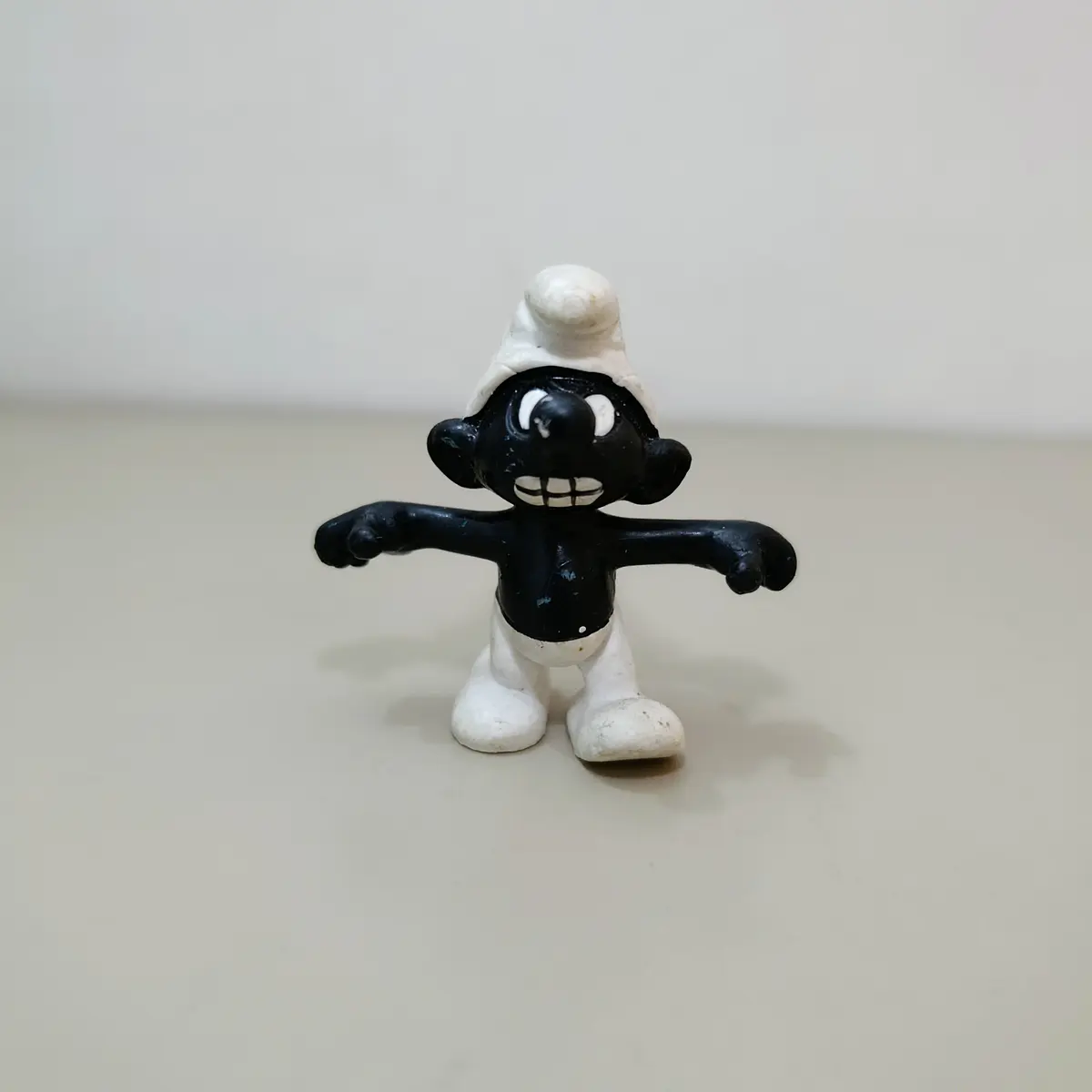 UNGRY BLACK SMURF