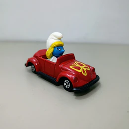 SMURFETTE CAR