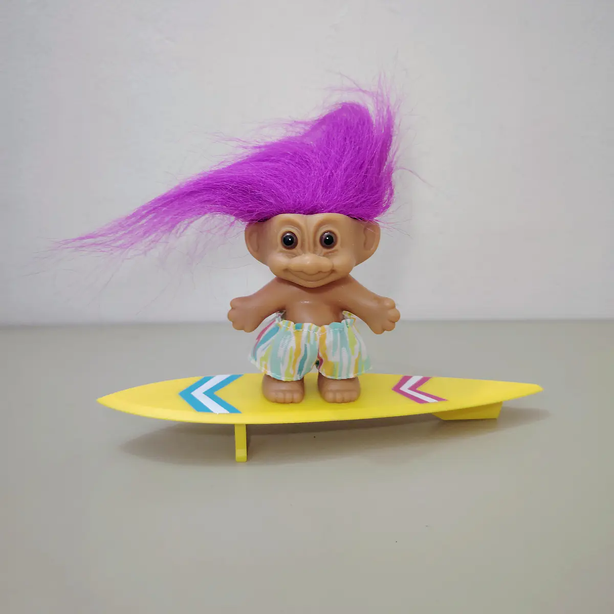 TROLL SURFER