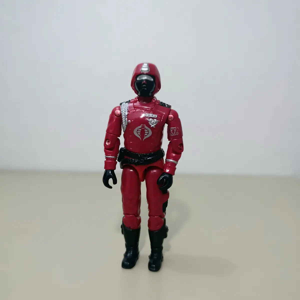 CRIMSON GUARD V1