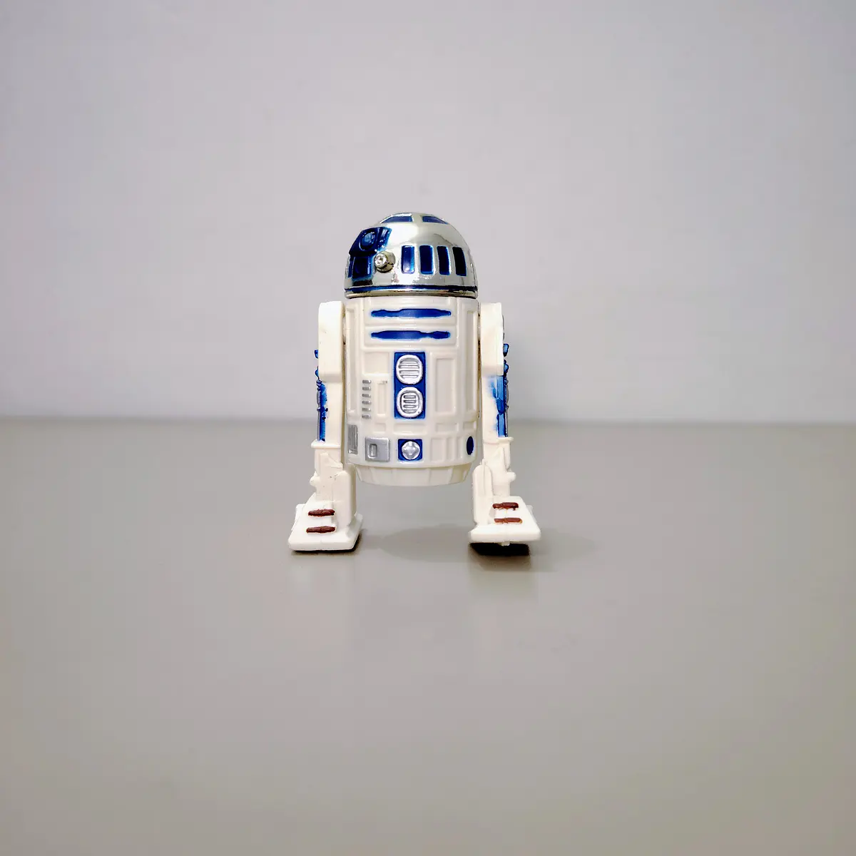 R2D2