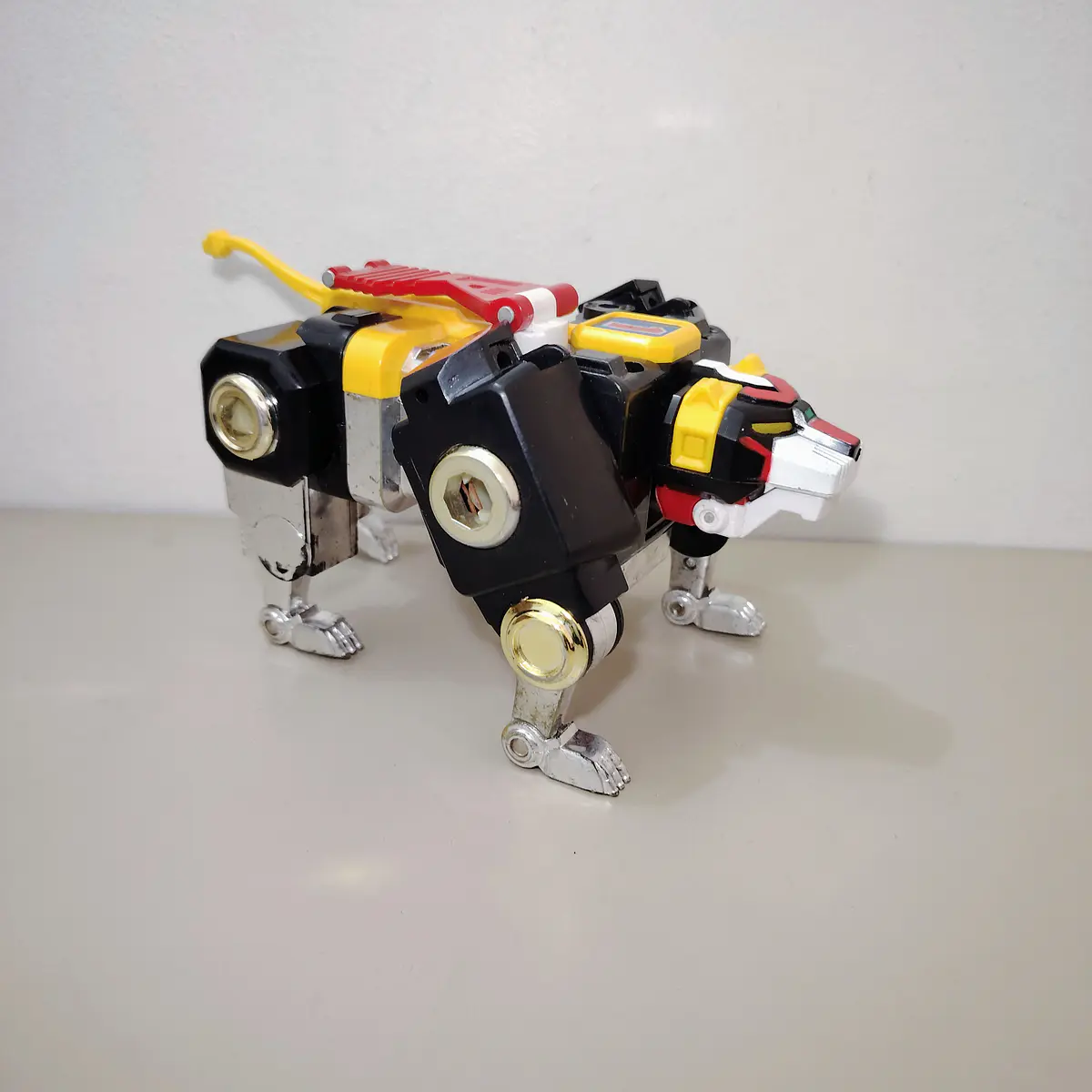 BLACK LION VOLTRON 