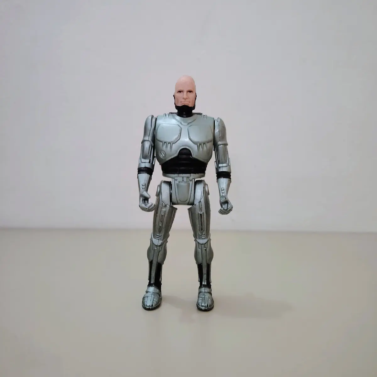 ROBOCOP 