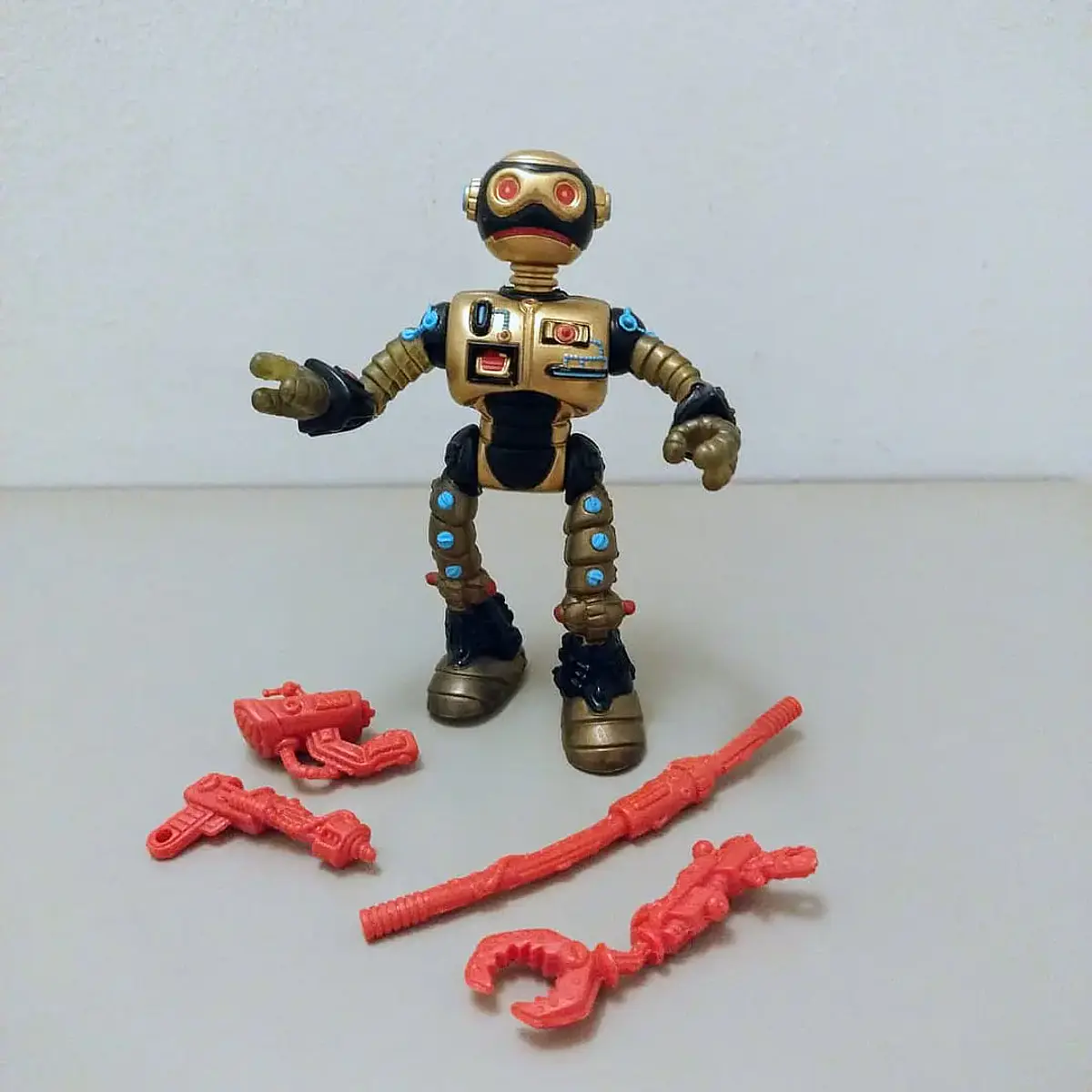 FUGITOID 