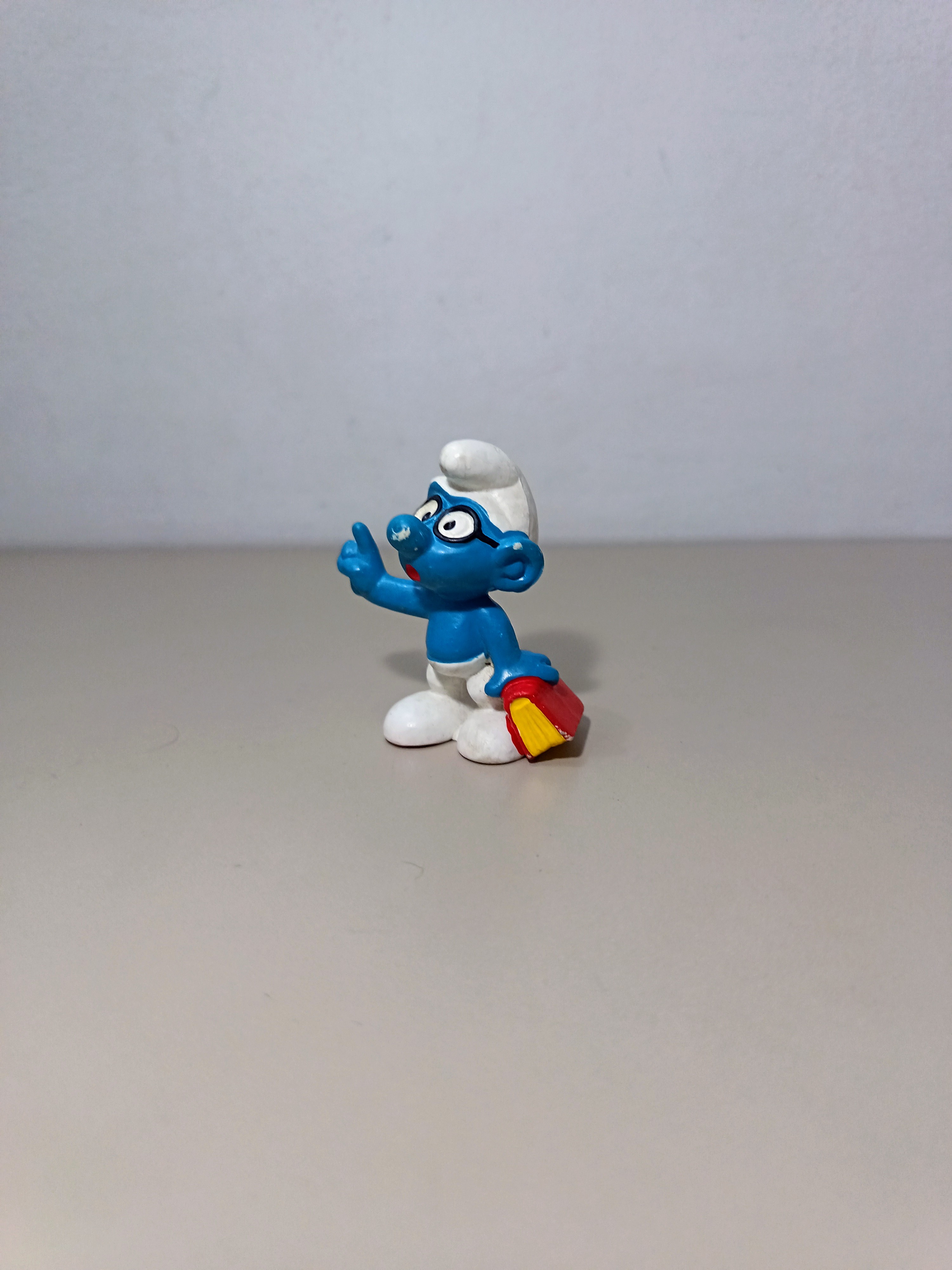 BOOKWORM SMURF