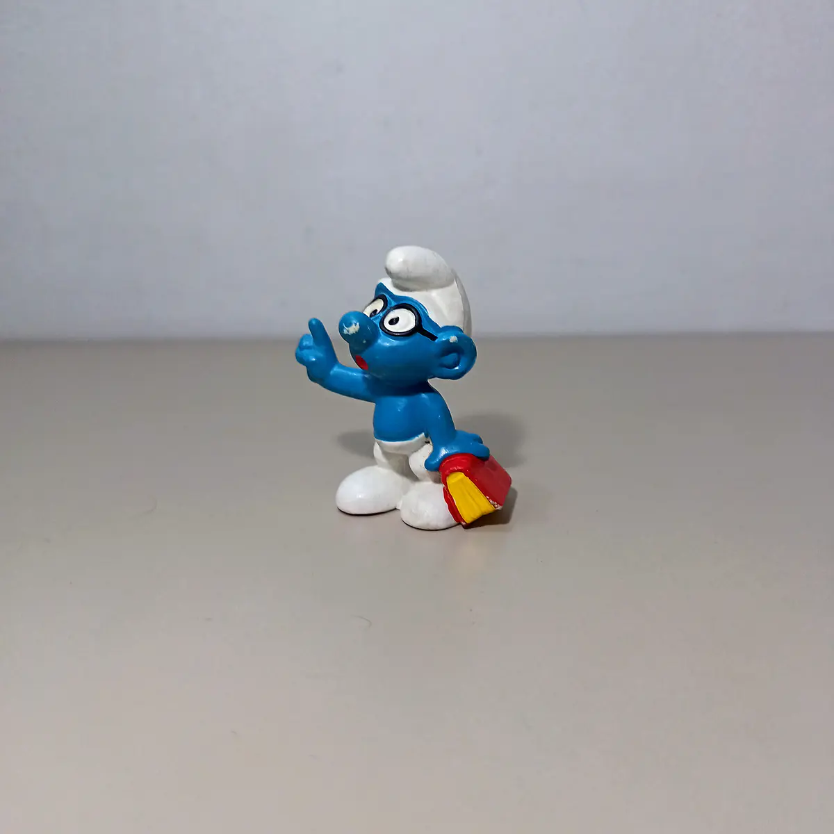 BOOKWORM SMURF