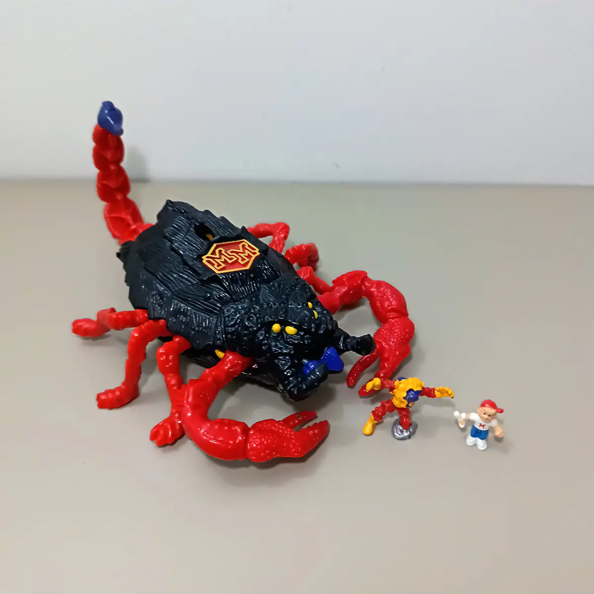 STINGS SCORPION
