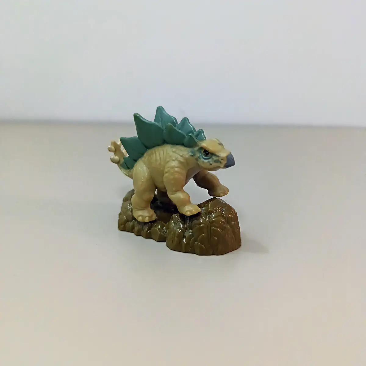 JURASIC PARK STEGOSAURUS