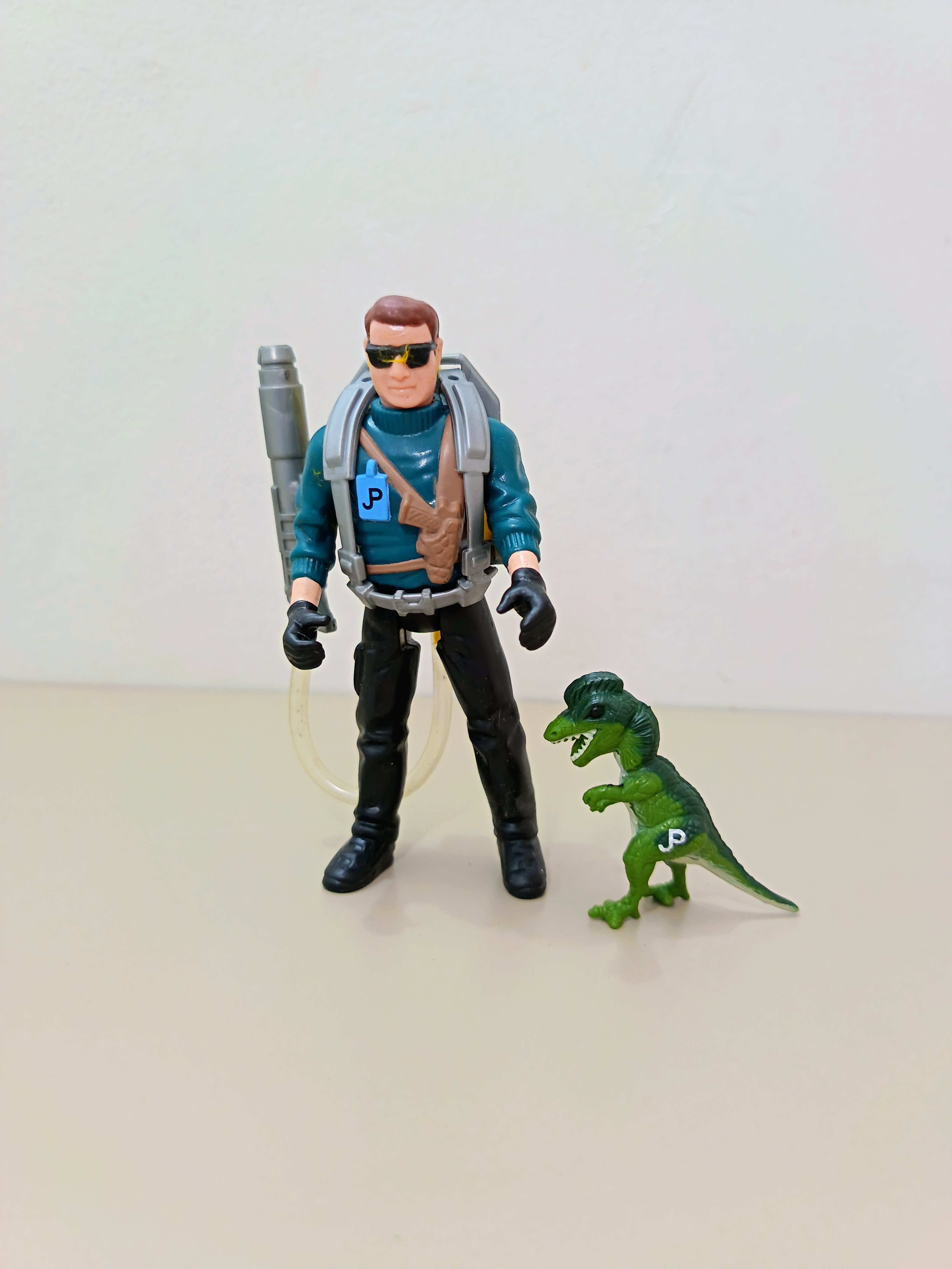 DENNYS NEDRY JURASIC PARK