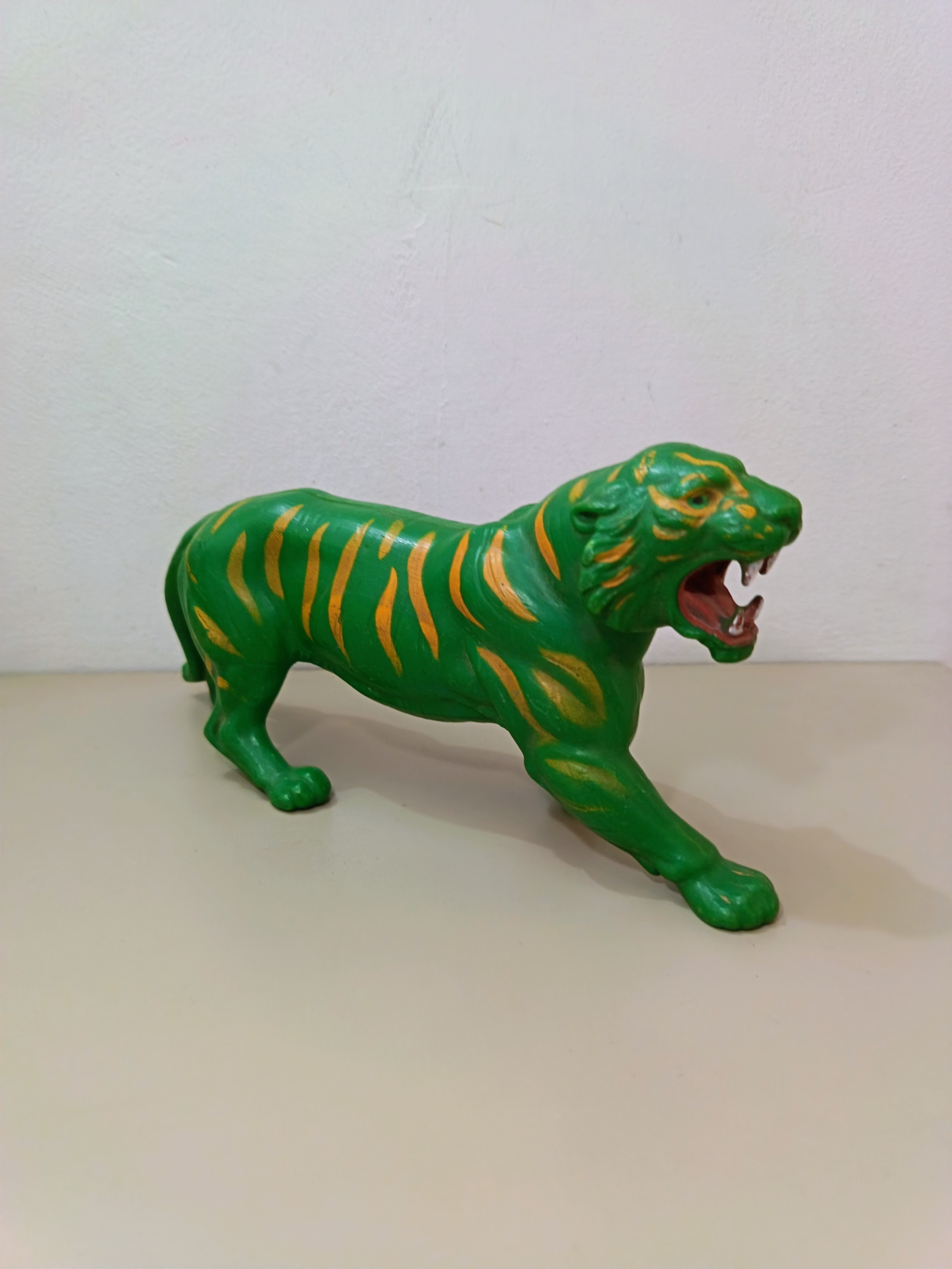 BATTLECAT DETALLE COLA