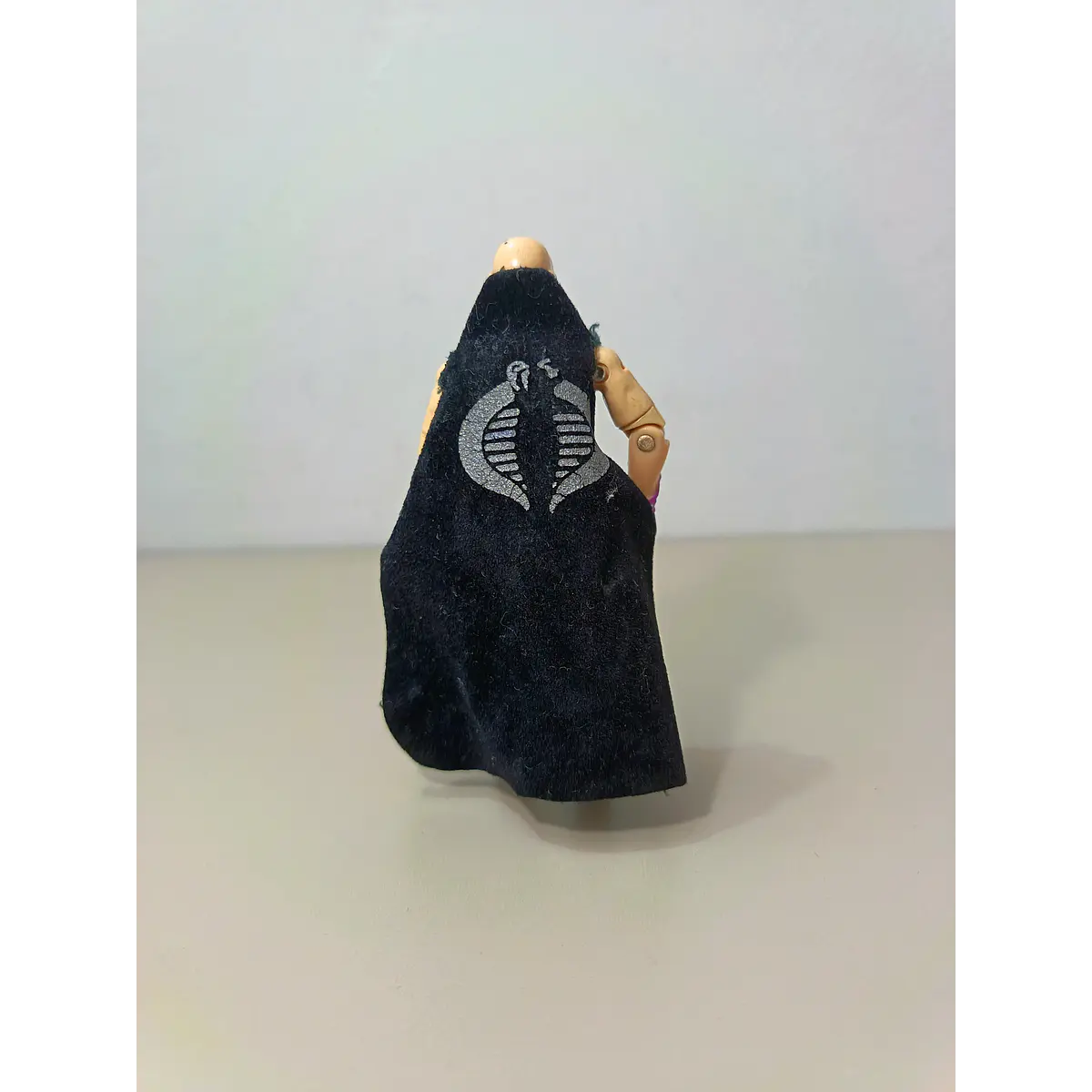 DR MINDBENDER V1 DETALLE ENTREPIERNA 