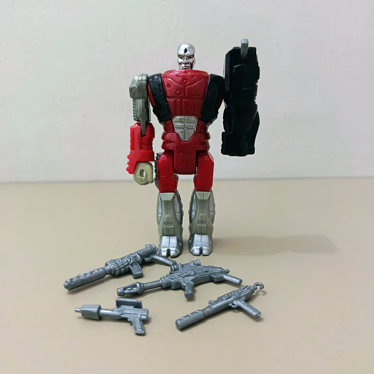 DESTRO V4