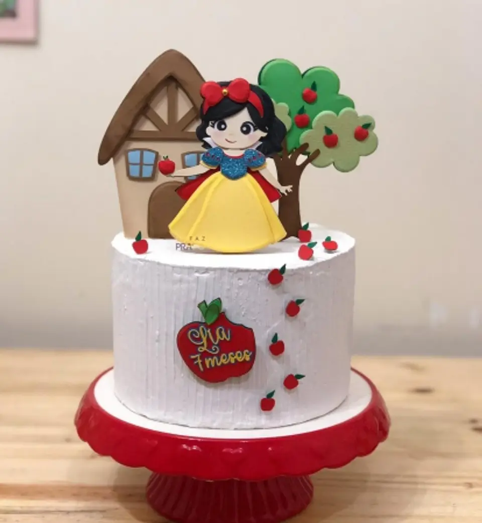 Arquivo Topo de Bolo Branca de Neve em Camadas  1