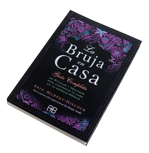 La Bruja en Casa - Arin Murphy Hiscock
