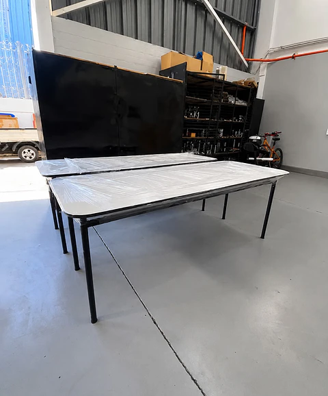 Mesa 120 x 70 cm.
