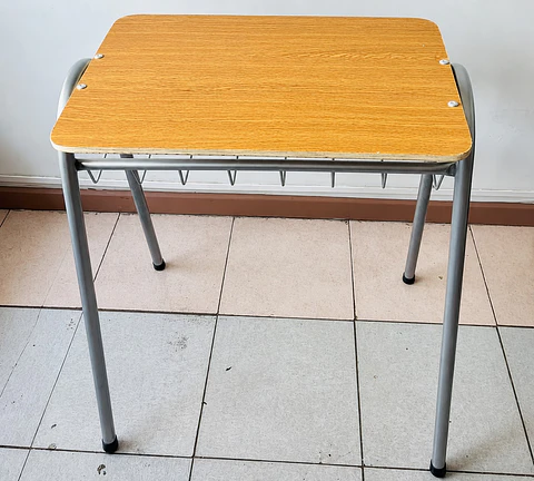 Repuesto cubierta pupitre unipersonal roble