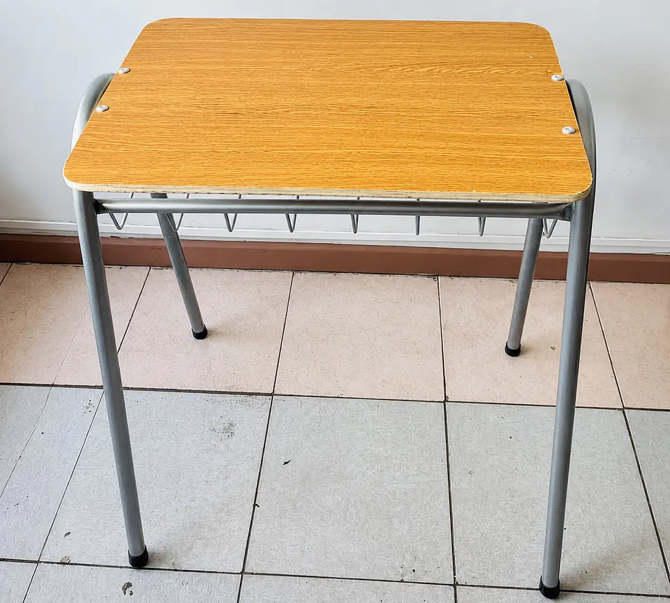 Repuesto cubierta pupitre unipersonal roble 2