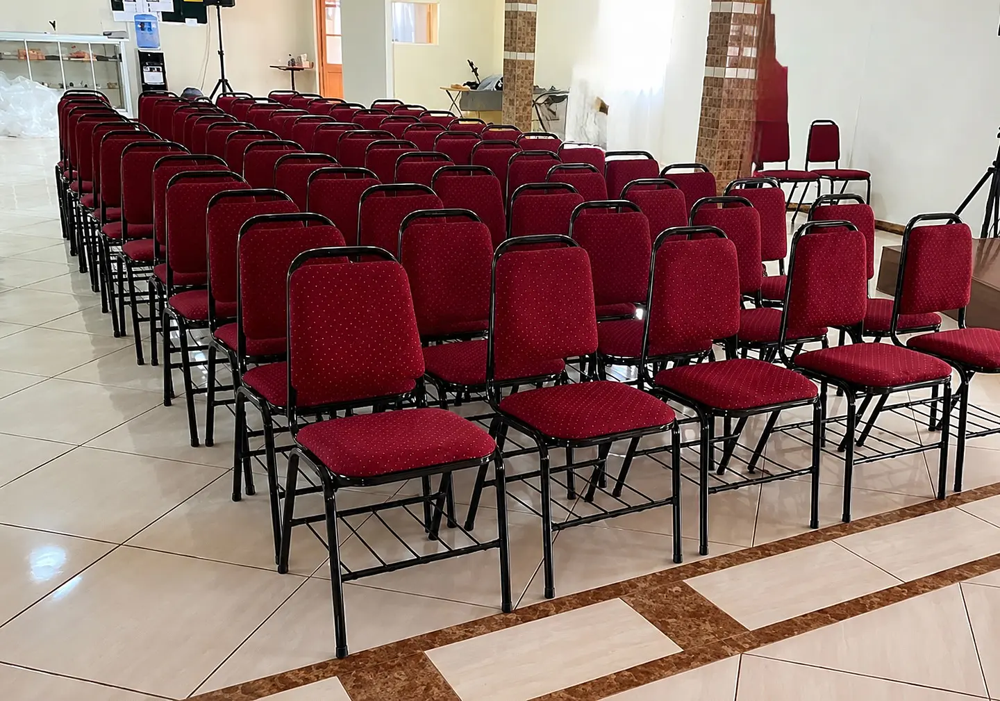 Silla auditorio con parrilla 3