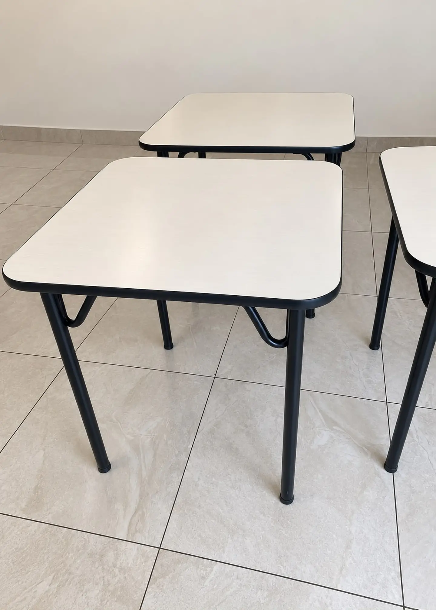 Mesa 60 x 60 / 70 x 70 cm. 3