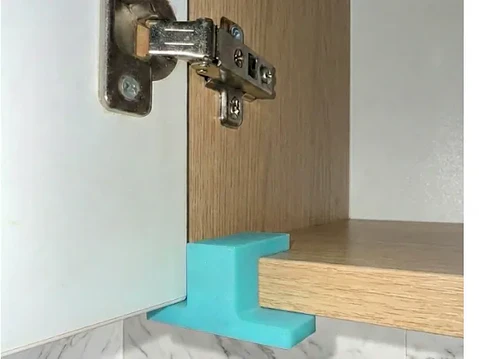Plantilla para Montaje a Ras de Puertas de Armario