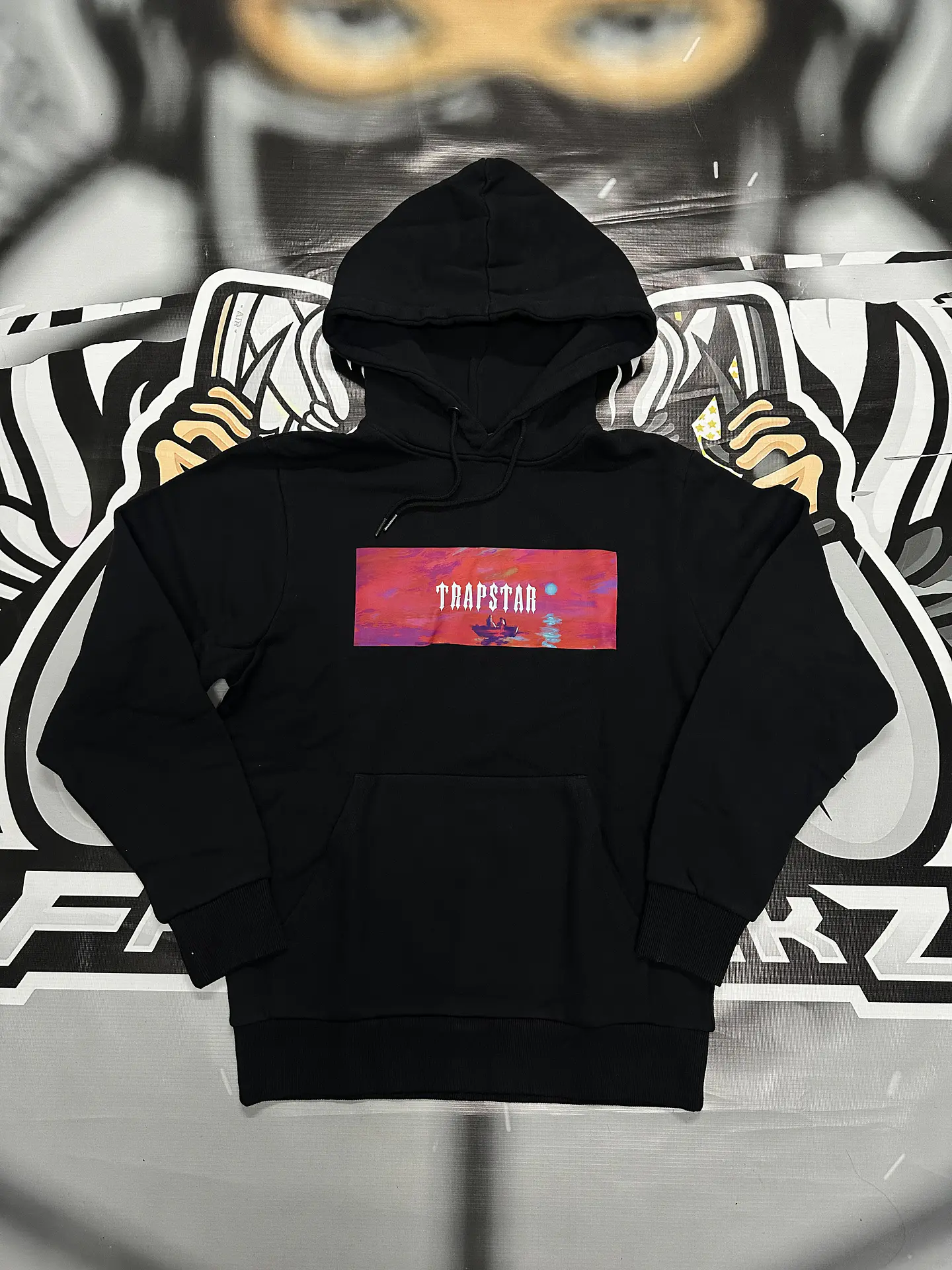 Hoodie trapstar logo landscape 1
