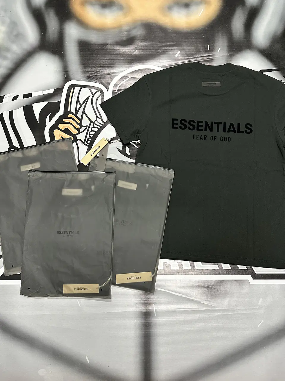 Camiseta Essentials Stretch Limo (SS22) 4