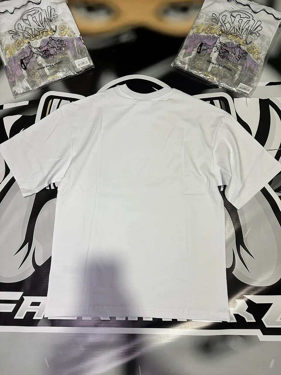Camiseta Syna City White  3