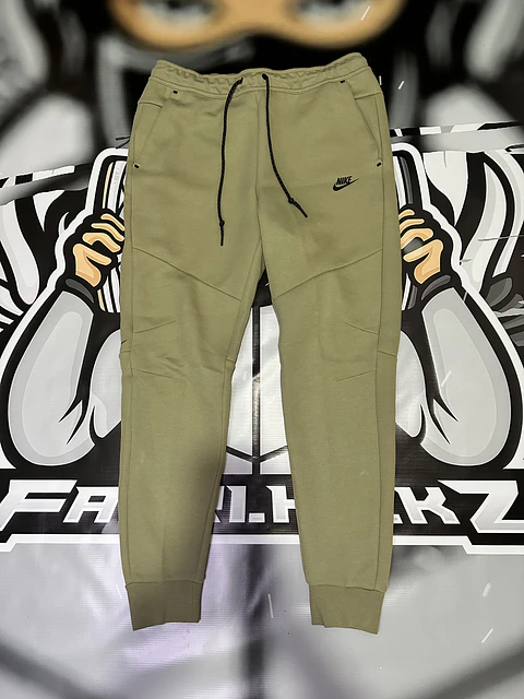 Joggers Nike tech fleece Olive