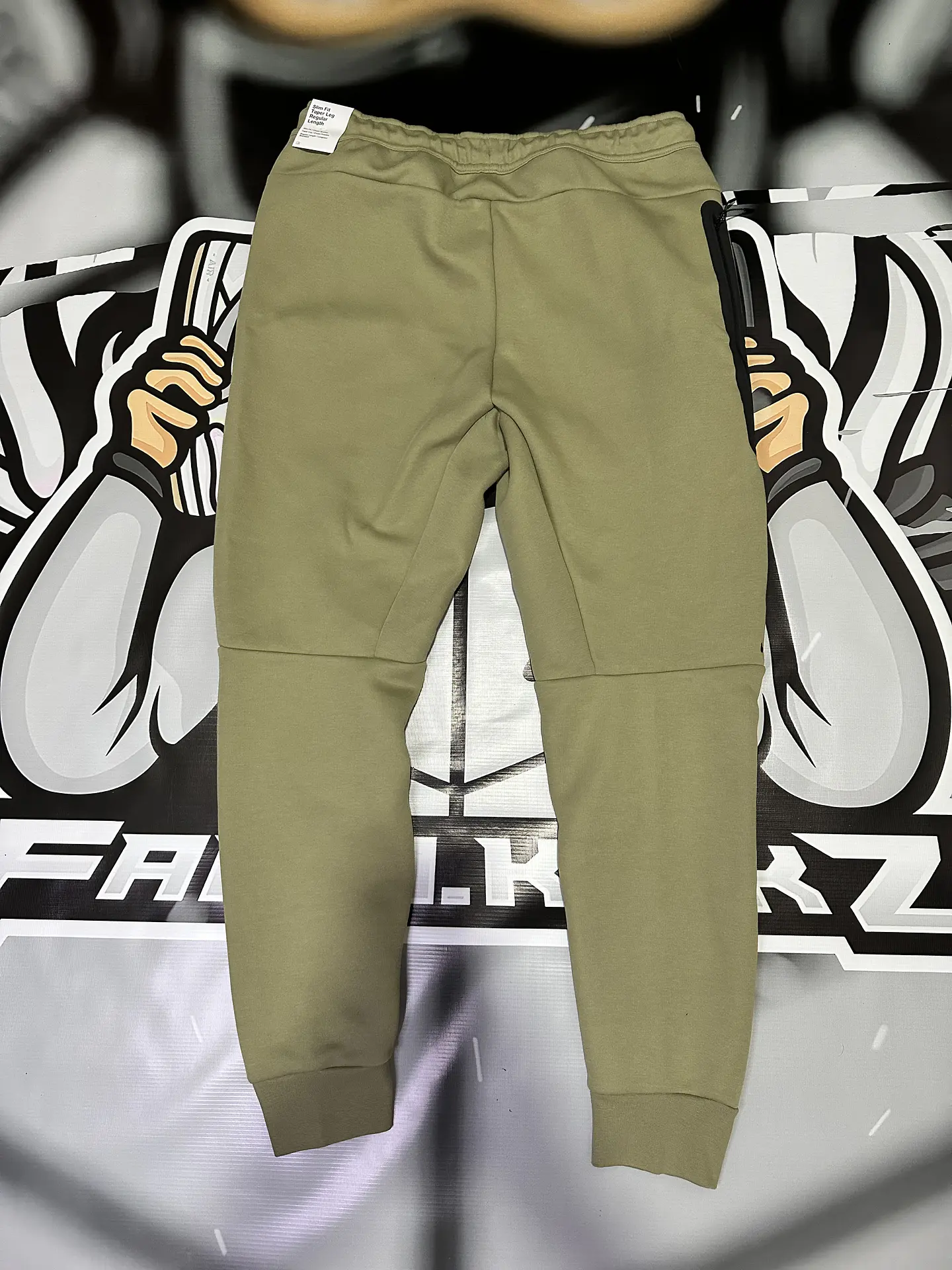 Joggers Nike tech fleece Olive 2