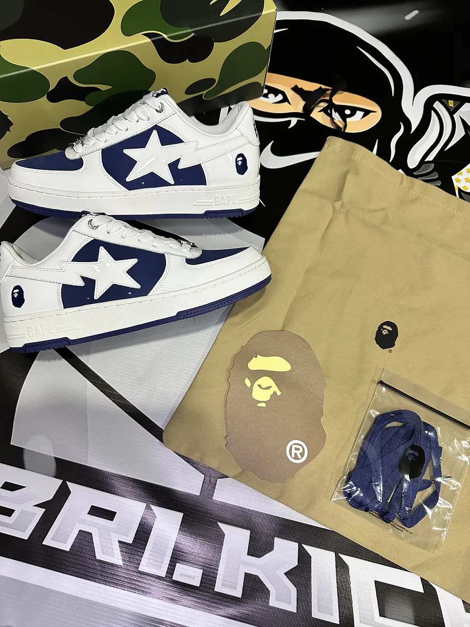 BAPE White & Navy BAPE STA  6