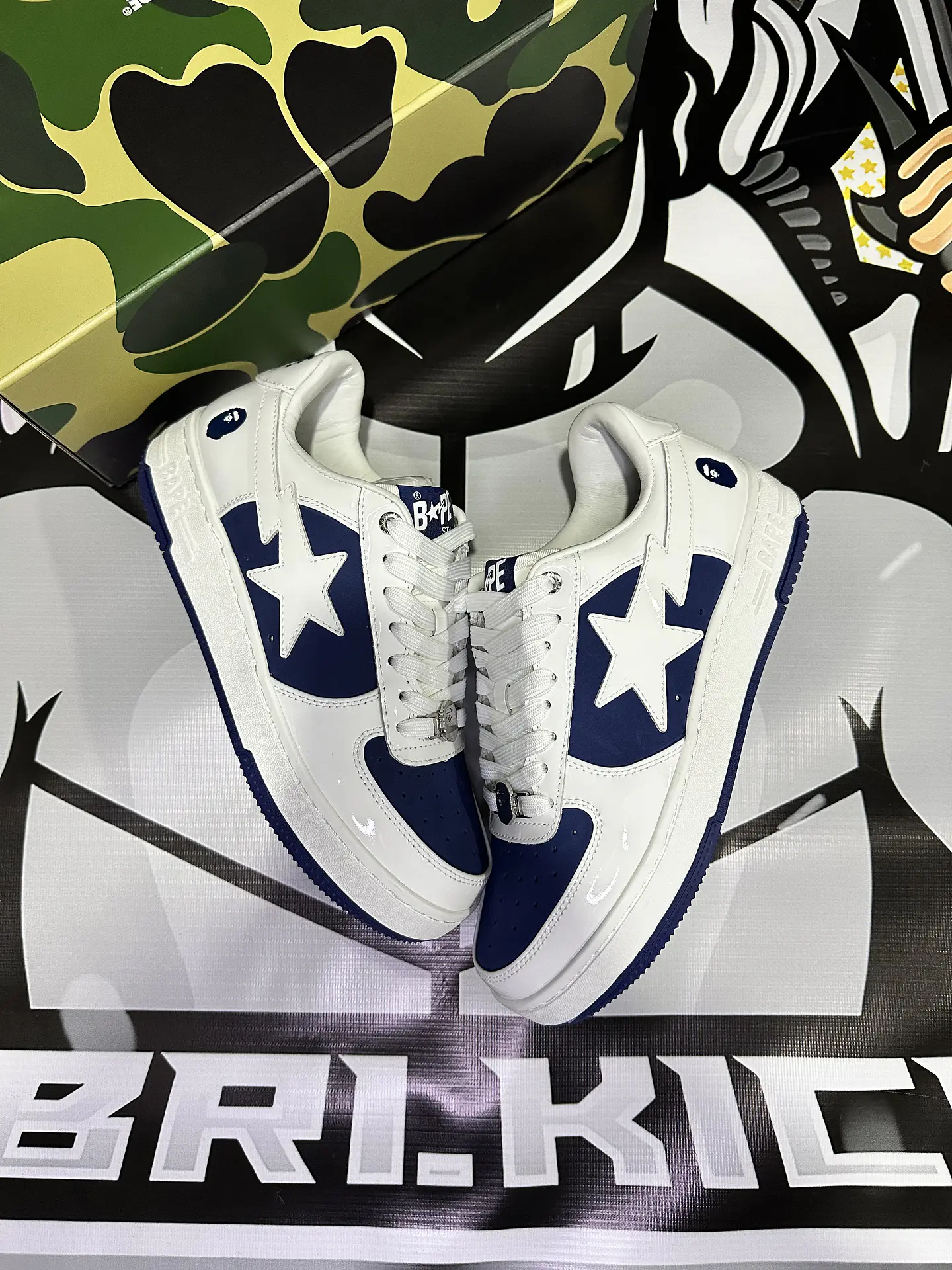 BAPE White & Navy BAPE STA  1