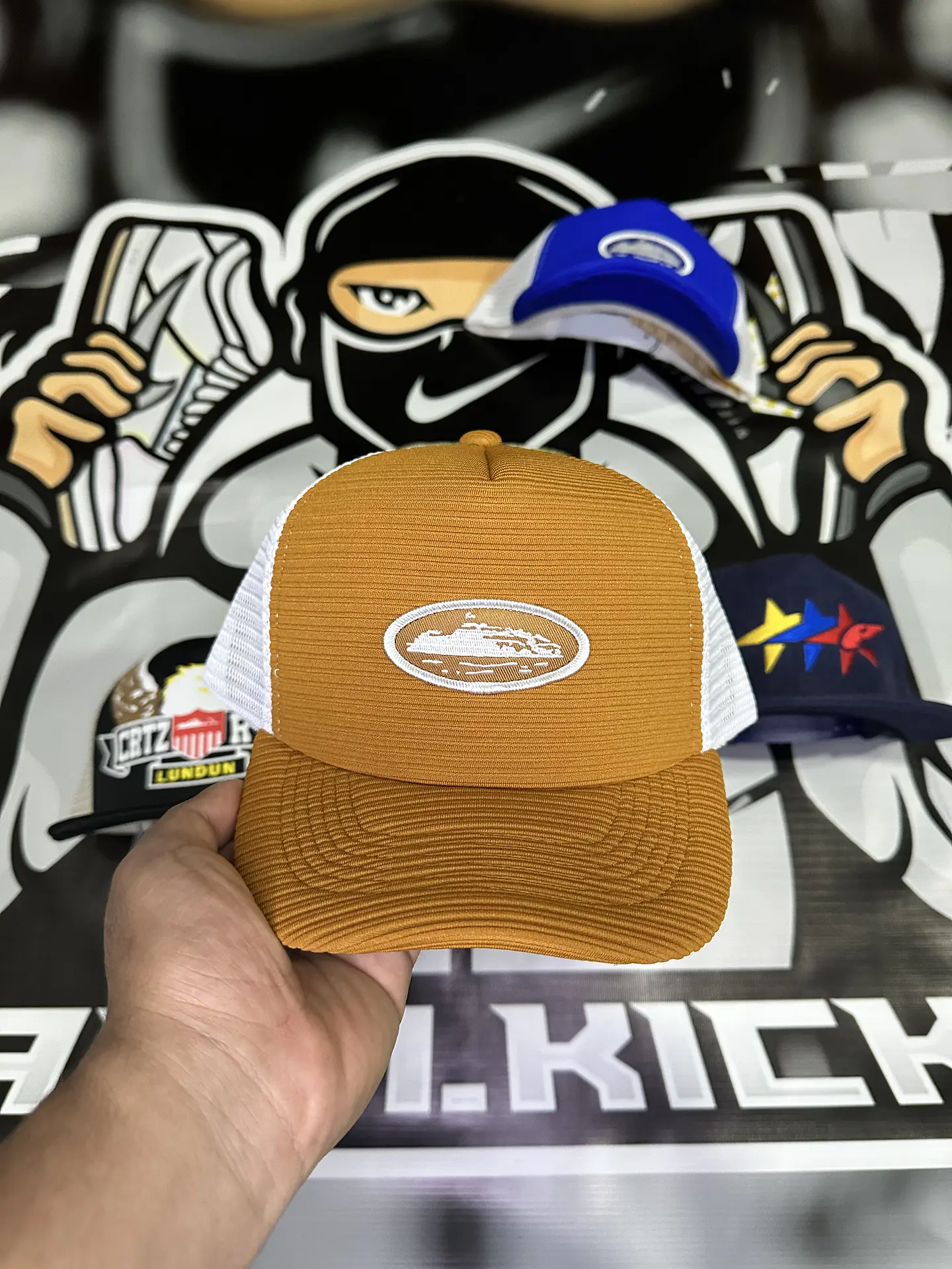 Truck Hat Corteiz mustard 1