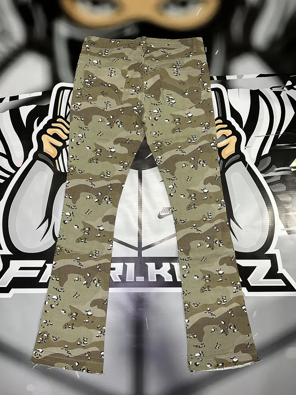 Jeans Fashion Nova Camo Flaree  6