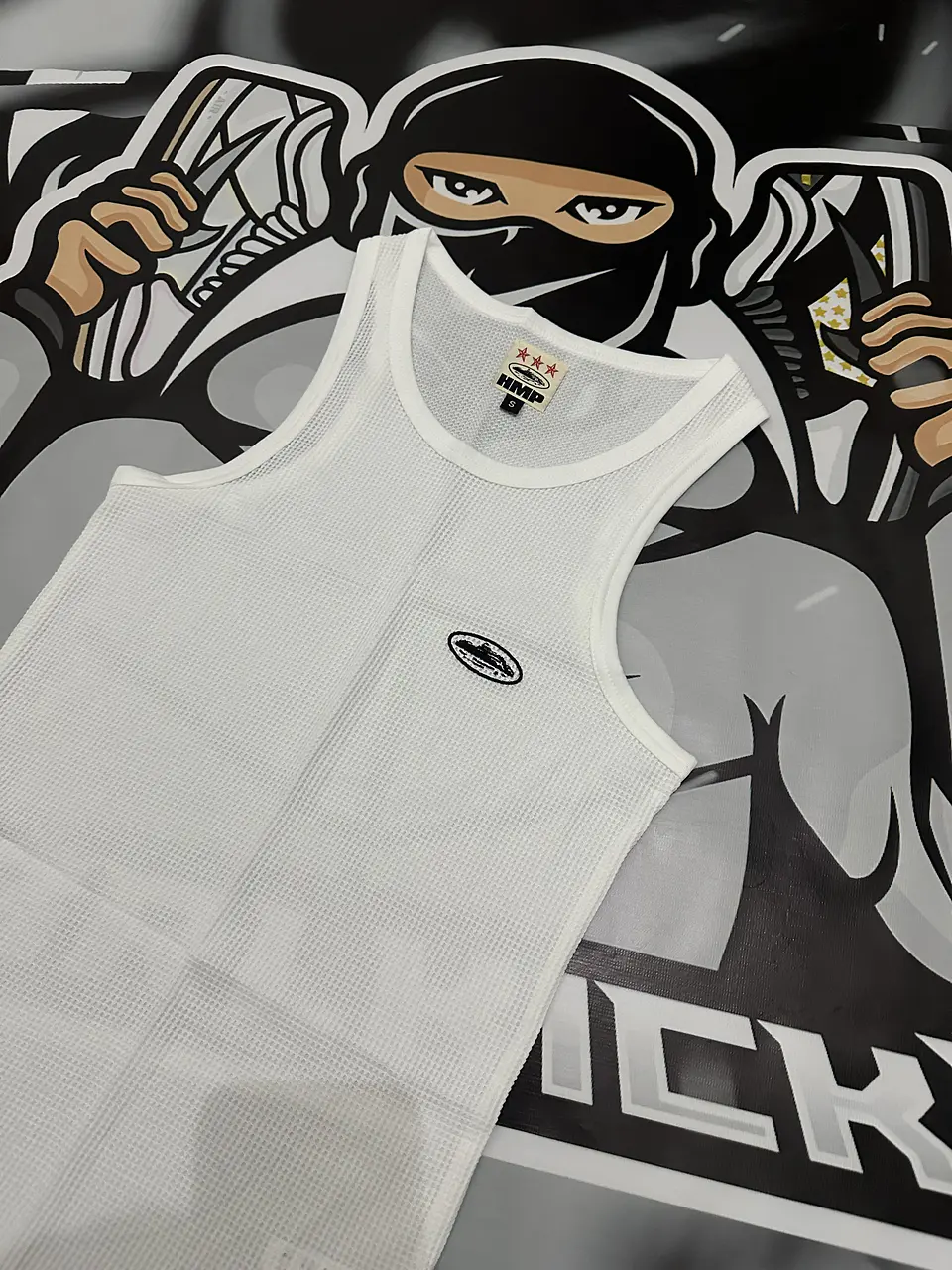 Musculosa corteiz white and black 2