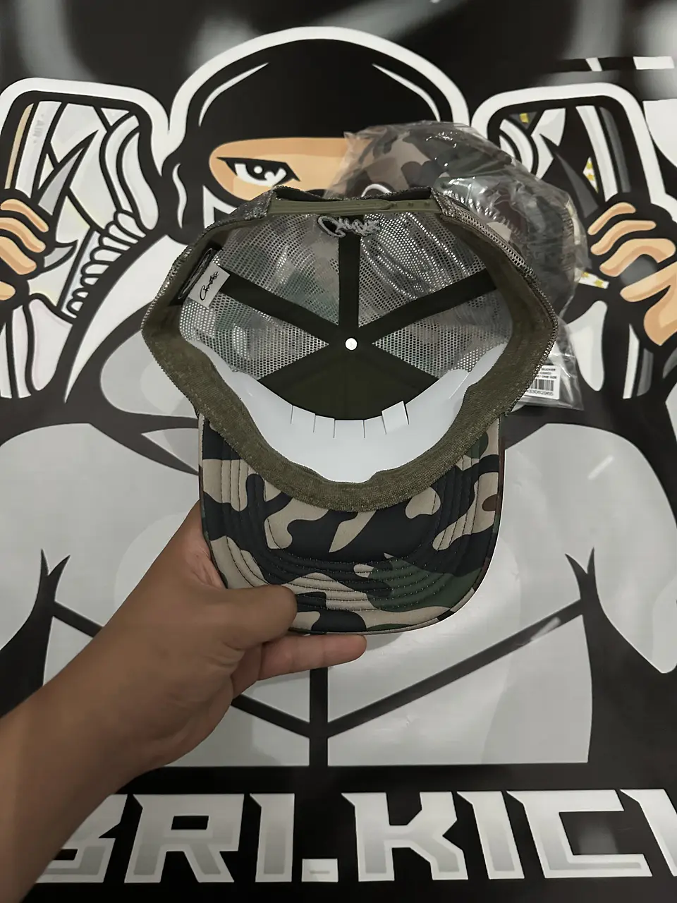 Gorro corteiz Camo 4