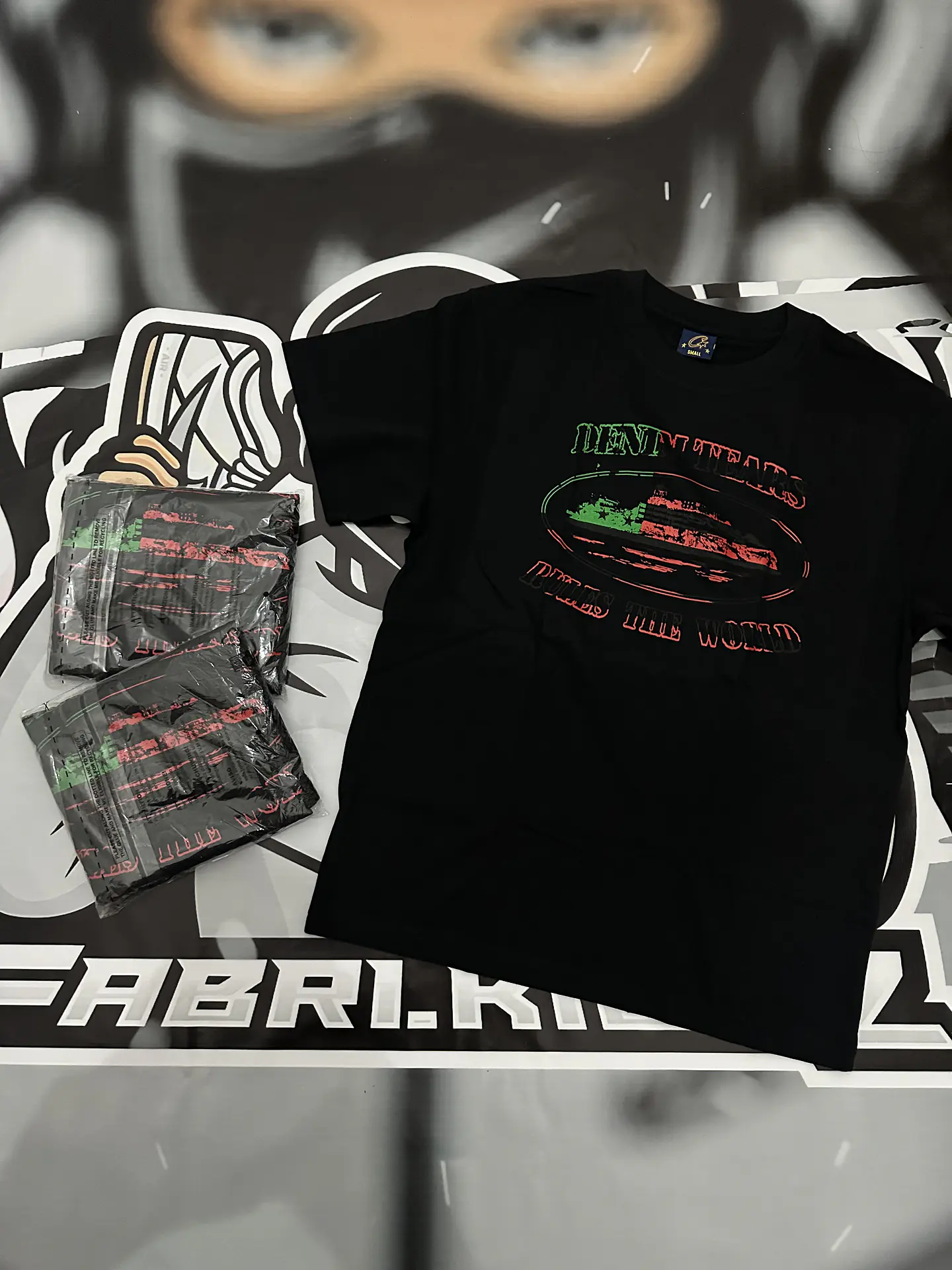 Camiseta @corteiz x @denimtears black 3