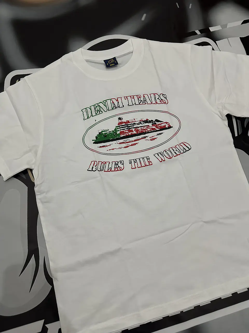 Camiseta @corteiz x @denimtears White 2