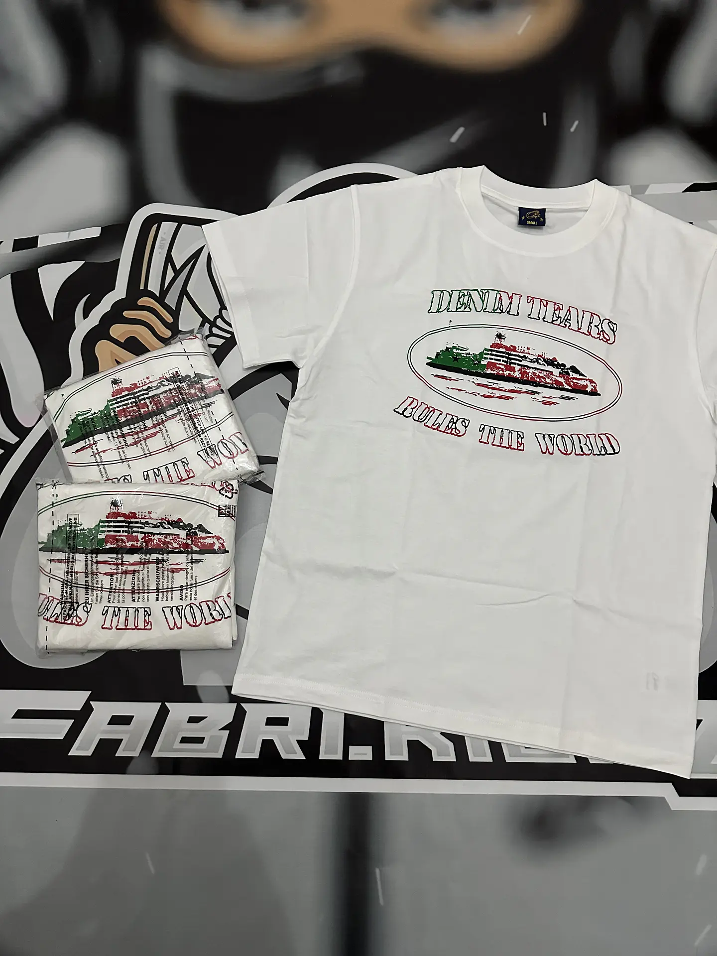 Camiseta @corteiz x @denimtears White 3